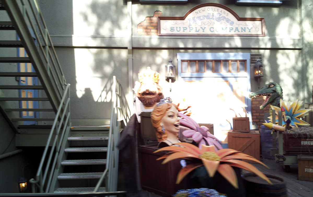 new_orleans_disneyland_ride_railroad